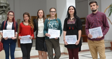 Premii generoase pentru elevi și studenți, la final de proiect CPEIC - 2