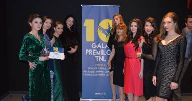 Stire din Politică-Administrație : Simona Halep și Elif Memet, premiate la Gala Premiilor TNL