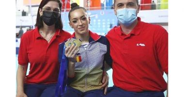 Stire din Sport : Premiu special pentru Larisa Iordache, cuvenit sportivilor cu poveşti excepţionale