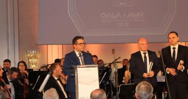 Stire din Politică-Administrație : Primarul Decebal Făgădău, premiat la Gala Asociației Municipiilor din România