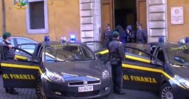Stire din Actualitate : Preot italian, arestat  sub acuzația de deturnarea a circa 4 milioane de euro