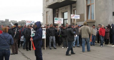 Portul Constanța fierbe! Directorul Andrei Popa, salvat de Poliție din mâna protestatarilor - 2