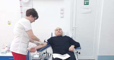 Stire din Social : Preoții și credincioșii au donat sânge