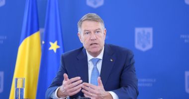 Stire din Politică-Administrație : Lege promulgată. Pângărirea drapelului României, pedepsită cu amenzi de la 10.000 la 20.000 lei