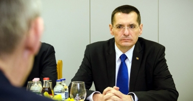 Stire din Eveniment : Președintele României a primit cererea DNA a urmăririi penale a lui Petre Tobă