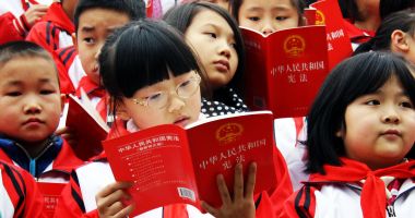 Președintele Chinei vrea mai multă ideologie în școli