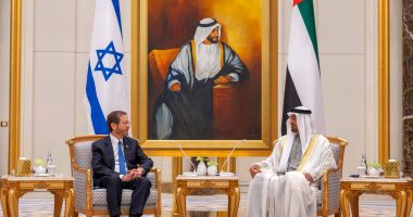 Stire din Actualitate : Preşedintele Israelului transmite un mesaj întregii regiuni în cursul unei vizite istorice în Emiratele Arabe Unite