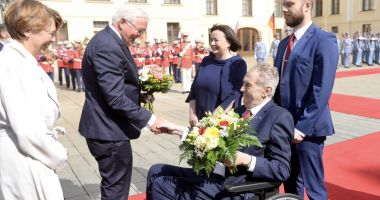 Preşedintele Cehiei este internat la terapie intensivă