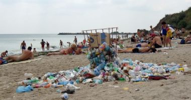 Turiștii lasă numai mizerii în urma lor! Plouă cu sancțiuni