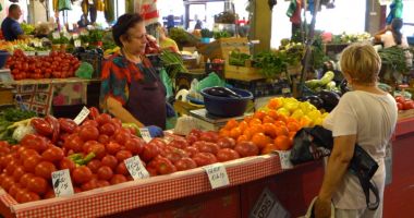 Stire din Social : Prețurile legumelor au explodat. Ministrul Agriculturii promite controale în piețe