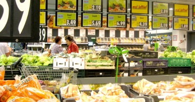 Stire din Economie : Prețurile vor fi mai dinamice decât activitățile economice
