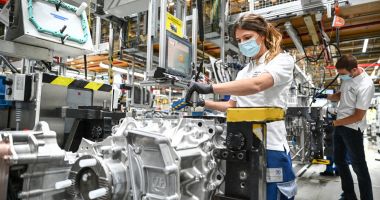 Stire din Economie : Prețurile produselor industriale au făcut un salt de 53%