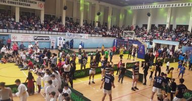Stire din Sport : Sala Sporturilor, arhiplină la evenimentul "Martie - sport și educație"