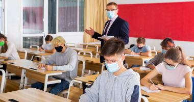 Stire din Cultură-Educație : Prezenţă scăzută la simularea Bac-ului, la nivel judeţean