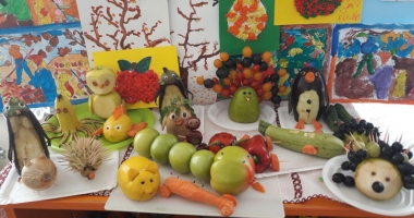 Prichindeii  de la Liceul "Lucian Blaga"  și toamna lor  cea bogată - 4