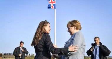 Stire din Actualitate : Prima zi a vizitei cancelarului german Angela Merkel în Islanda