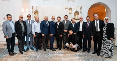 Stire din Social : Oaspeți de seamă la cina de iftar oferită de Liceul Teoretic Internațional de Informatică Constanța și ADVU