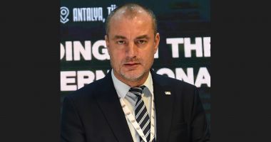 Stire din Interviu : Despre oină şi tradiţie, cu Nicolae Dobre, preşedintele FRO. "Orice român trebuie să fie mândru de acest sport"