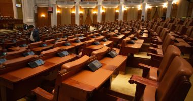 Stire din Actualitate : Noul Parlament se reuneşte în prima şedinţă vineri, de la ora 14.00