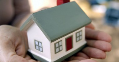 Stire din Economie : Prima Casă "înflorește". Constanța - abia pe locul cinci