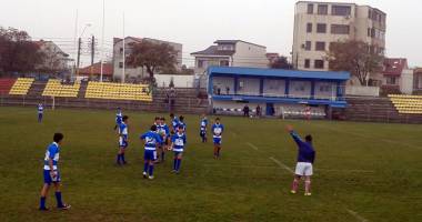 80 de copii la startul primei etape a concursului de mini rugby Cupa Toamnei - 2