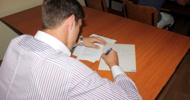 Stire din Cultură-Educație : Bacalaureat 2013 -  6.778 de candidați  așteptați, astăzi, la prima probă