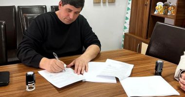 Stire din Eveniment : Primarul unei comune, pus de DNA sub control judiciar. Pentru ce ar fi cerut 550.000 de lei
