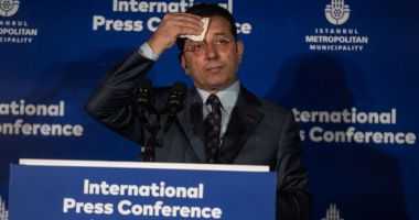 Stire din Actualitate : Primarul Istanbulului a fost reținut de procurori: "Ajută PKK și conduce o organizație criminală"