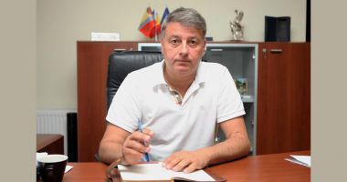 Stire din Politică-Administrație : Primarul din Valu lui Traian, Florin Mitroi: „Nu am stat pe Facebook, am înroşit telefoanele”