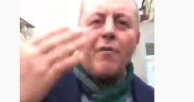 Tânăr lovit de primar, după ce i-a spus edilului că nu a făcut nimic pentru oraș