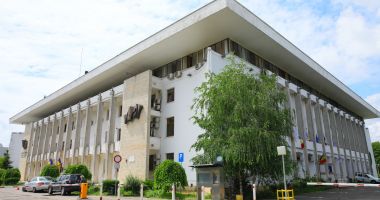 Stire din Politică-Administrație : Cum justifică Primăria Constanța licitația ce va avea loc pentru vânzarea unui teren din stațiunea Mamaia