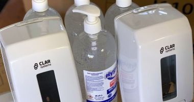 Stire din Politică-Administrație : Materiale dezinfectante, distribuite de Primăria Constanța