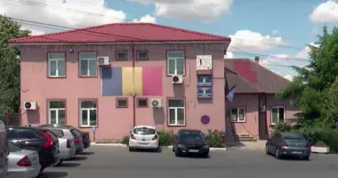 Stire din Politică-Administrație : Locuitorii din comuna Lumina, invitați la o ședință de informare privind asfaltarea unei străzi