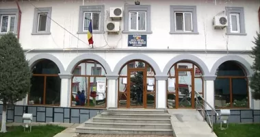 Stire din Politică-Administrație : Cărți electronice de identitate, eliberate gratuit la Primăria Năvodari