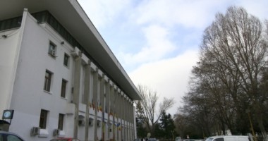 Stire din Politică-Administrație : Câți bani va avea Primăria Constanța în 2012