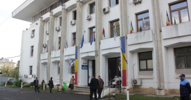 Stire din Politică-Administrație : Primăria Constanța, nevoită să amâne două concursuri. Care este motivul