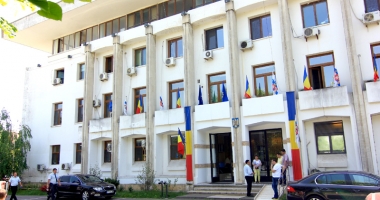 Stire din Politică-Administrație : Primăria Constanța scoate la licitație amplasamente pentru comerț în parcuri