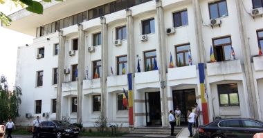 Stire din Politică-Administrație : Constănțenii, invitați să participe la dezbaterea proiectului ce vizează taxele și impozitele pe 2018