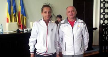 Stire din Politică-Administrație : Primăria Constanța, premiu pentru Eliza Samara și antrenorul Viorel Filimon
