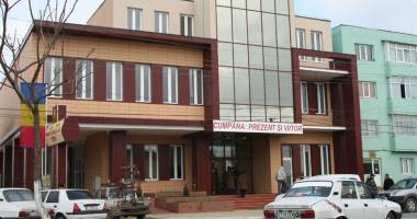 Stire din Politică-Administrație : Primăria Cumpăna a început distribuirea alimentelor de la UE