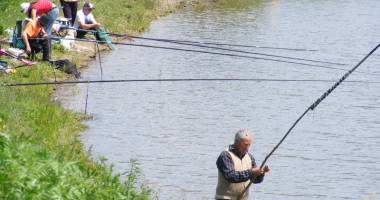 Stire din Politică-Administrație : Primăria Ghindărești înființează  un centru de informare pentru pescari