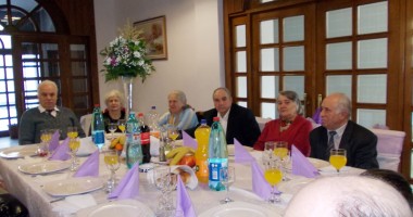 Stire din Politică-Administrație : Primăria Mangalia organizează "Revelionul Pensionarilor"