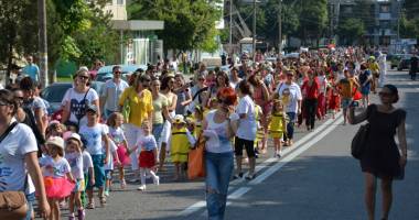 Primăria Mangalia oferă tabere celor mai buni elevi - 2