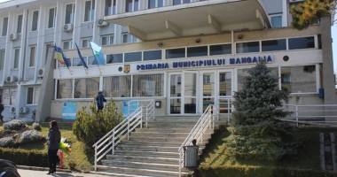 Stire din Politică-Administrație : Consilierii din Mangalia au aprobat delegarea serviciului public de transport local