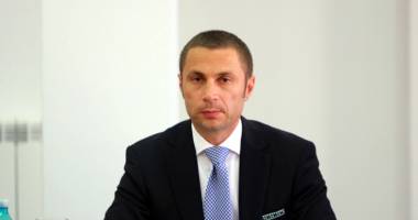 Stire din Politică-Administrație : "Primăria Mangalia se implică în construirea unor noi săli de sport"