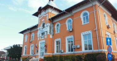 Stire din Politică-Administrație : Primăria Medgidia restricționează traficul autovehiculelor cu masa de peste 7,5 tone