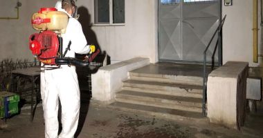Stire din Politică-Administrație : Primăria Medgidia, acțiune de dezinfectare a scărilor de la blocurile din municipiu