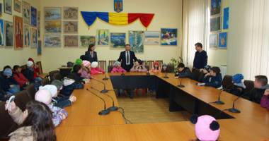 Primăria Medgidia, vizitată de elevi în cadrul Programului 