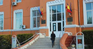 Stire din Politică-Administrație : Primăria Medgidia acordă sprijin persoanelor defavorizate
