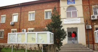 Stire din Politică-Administrație : Când pot merge locuitorii din Ovidiu în audiență  la primărie